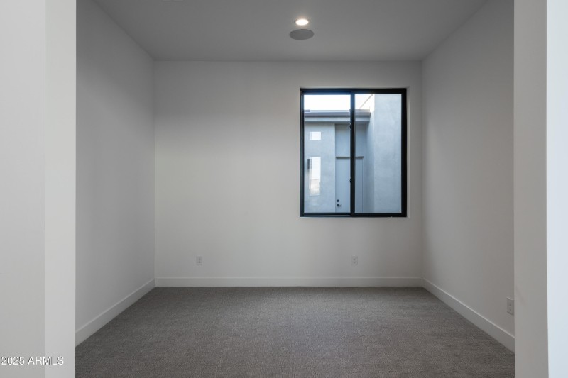 018_Office or Studio, Courtyard View