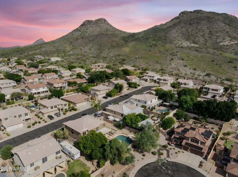 img_47 - Day To Dusk - Dusk - 0