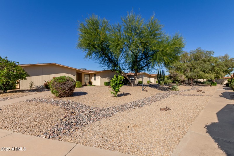 37 - Desert Glen 13412
