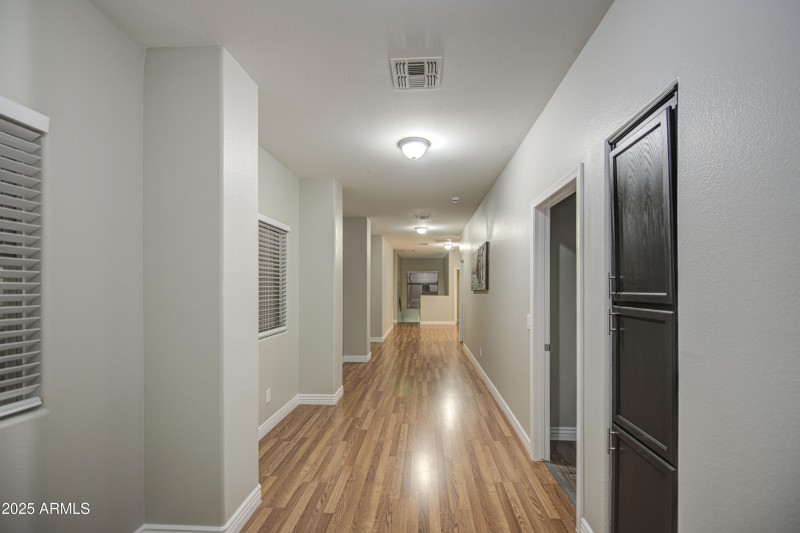 Upstairs Landing-Hallway 1