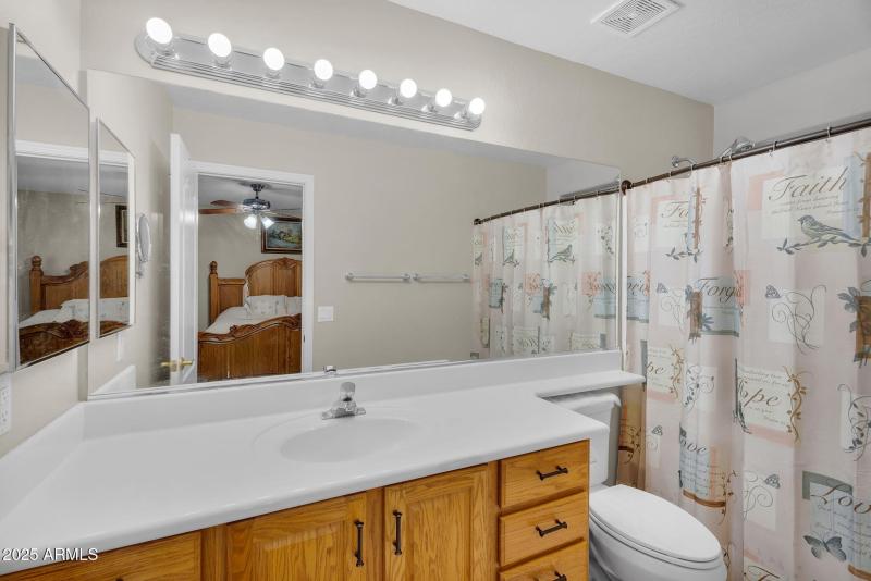 23-web-or-mls-Palm Beach-26