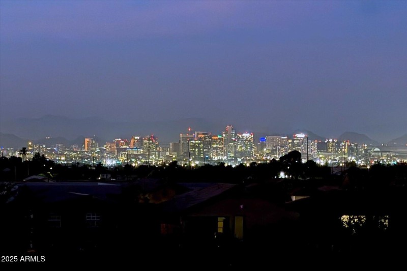 38-038-backyard_view