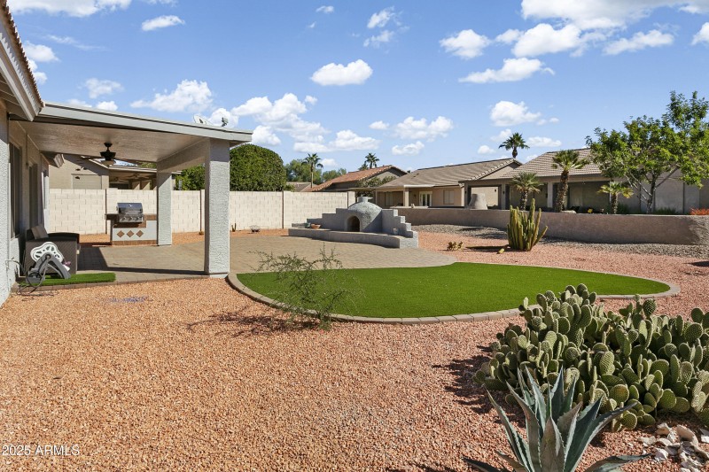 LOW MAINTENANCE YARD