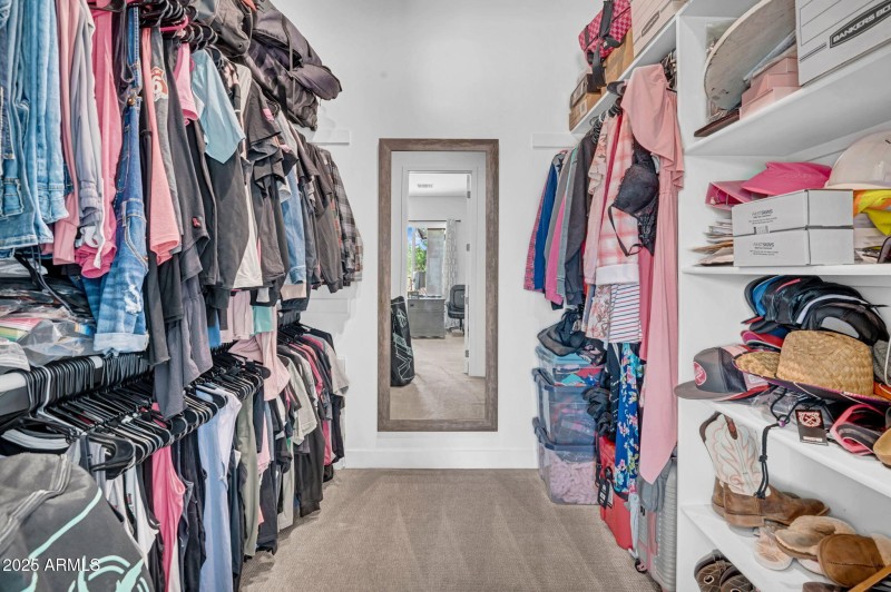 36-web-or-mls-19707 E Happy Rd-19