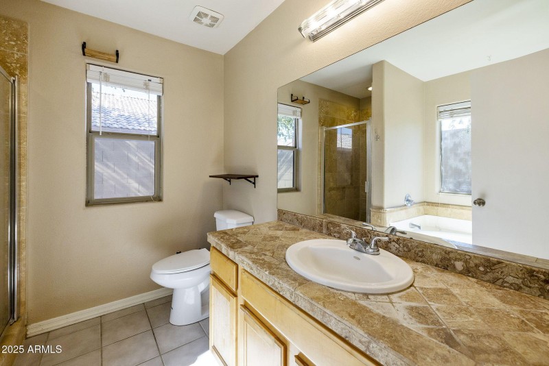 24-web-or-mls-_TM_6978