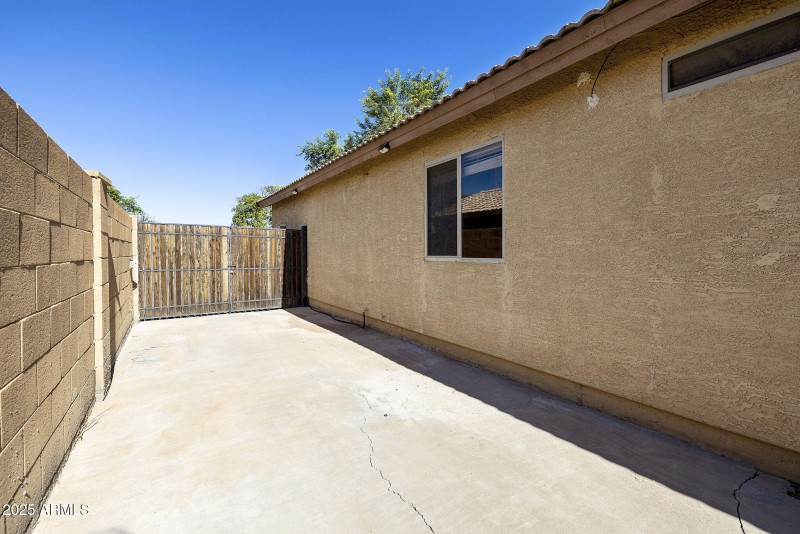 63-web-or-mls-_TM_7141