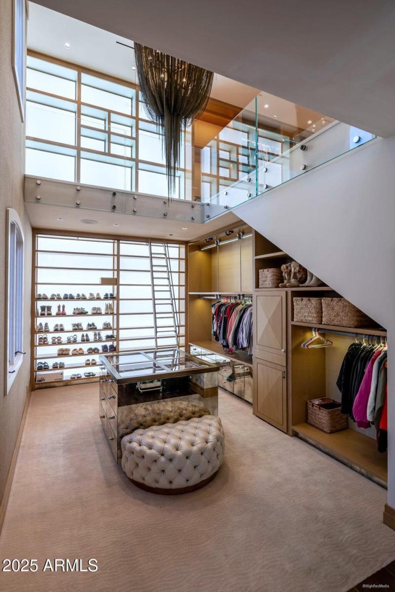 SHOWCASE TWO STORY CLOSET