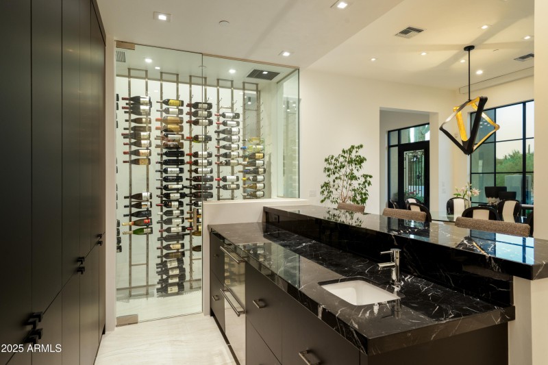 Wine Bar & Beverage Station