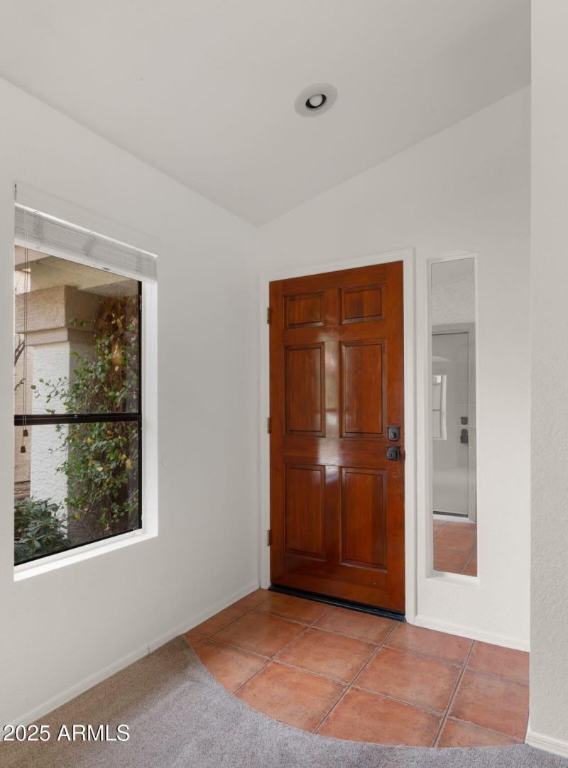 7-web-or-mls-Great Room6