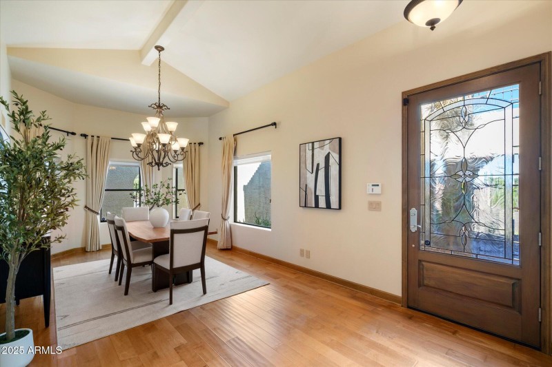 A Warm Welcome with Dining Room View