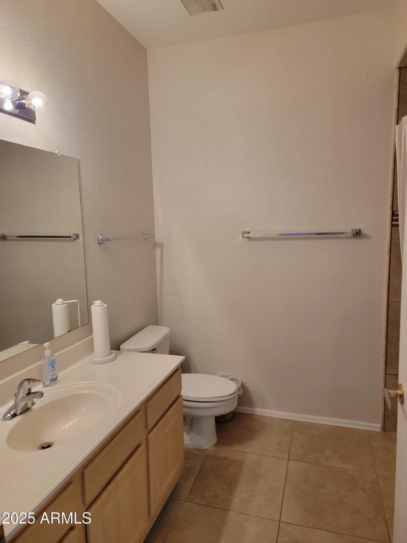 Resized_20251104_150723