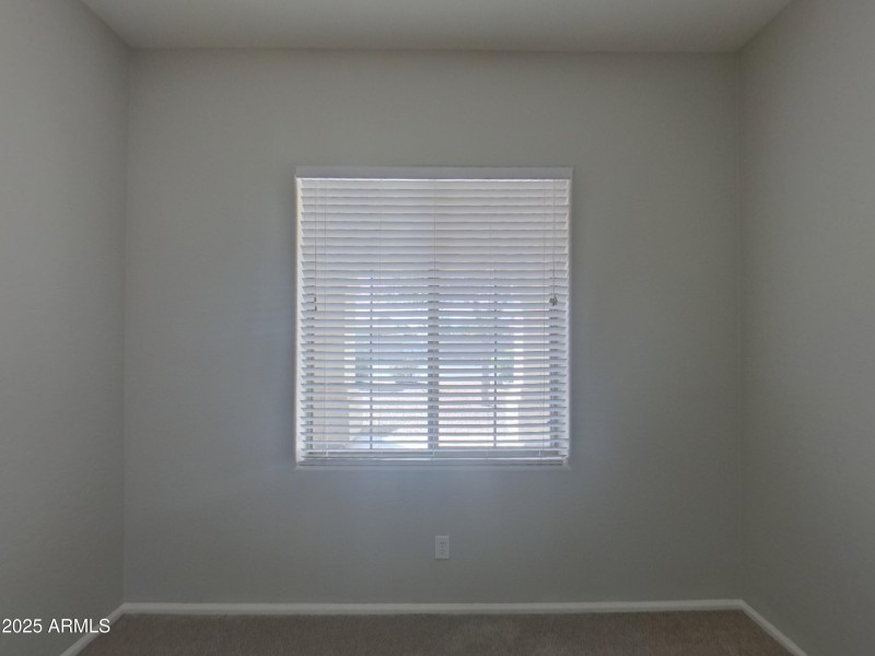 8_pc_i0YMAzWpGE_k02RjySrQu_layout_1