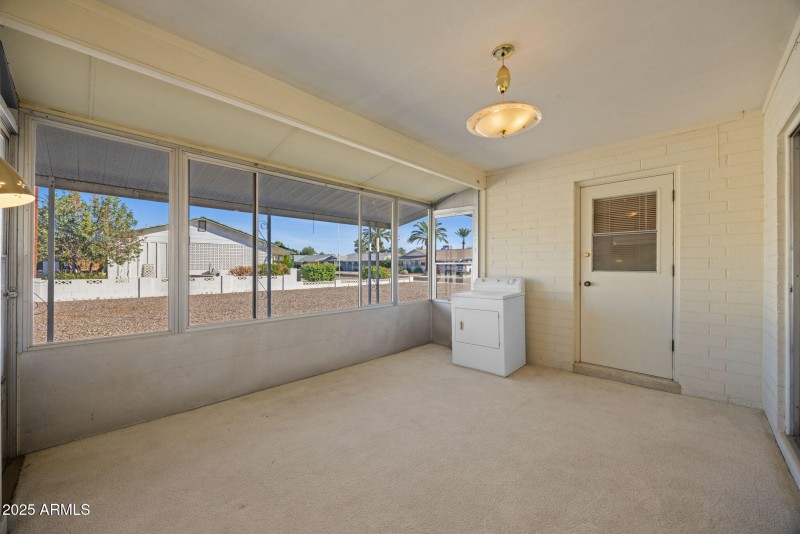 17-web-or-mls-11002-w-greer-ave