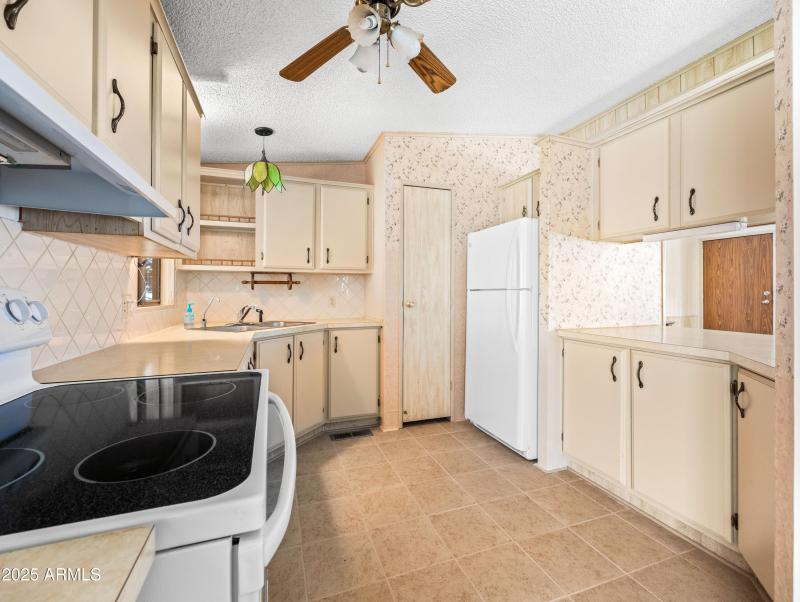 13-print-18278 PM Henley Ave-13