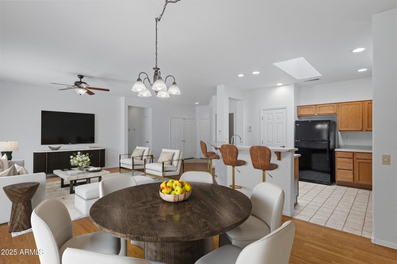 16068 W Glendora Ct-8_VSa