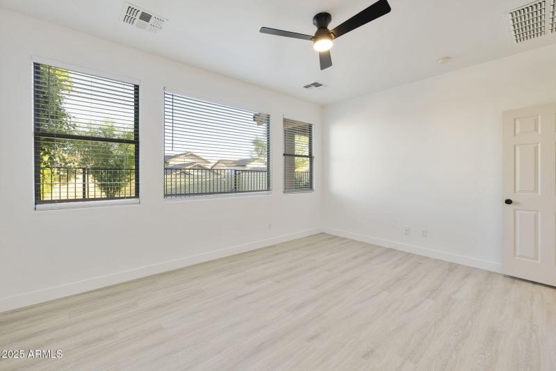 27-web-or-mls-_tm_7387-_tm_7391