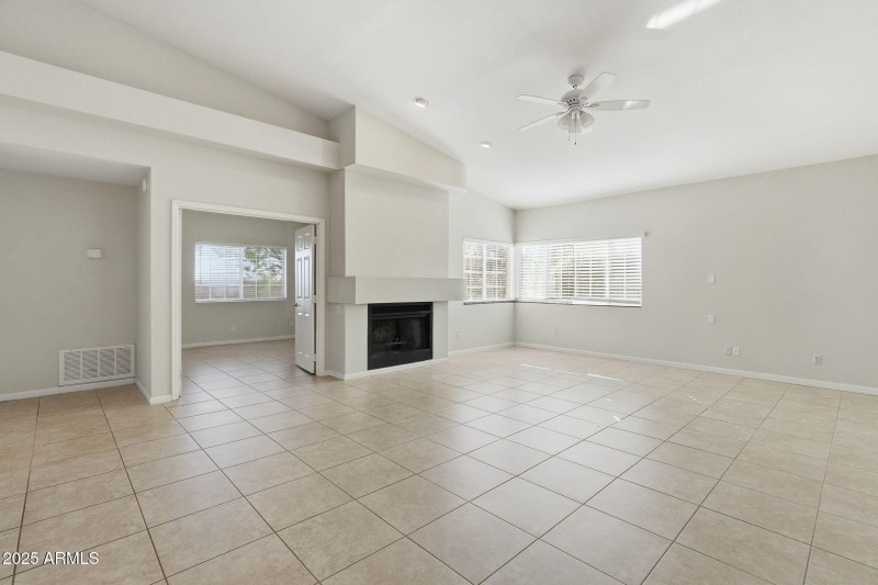 8-web-or-mls-009_ListerPros