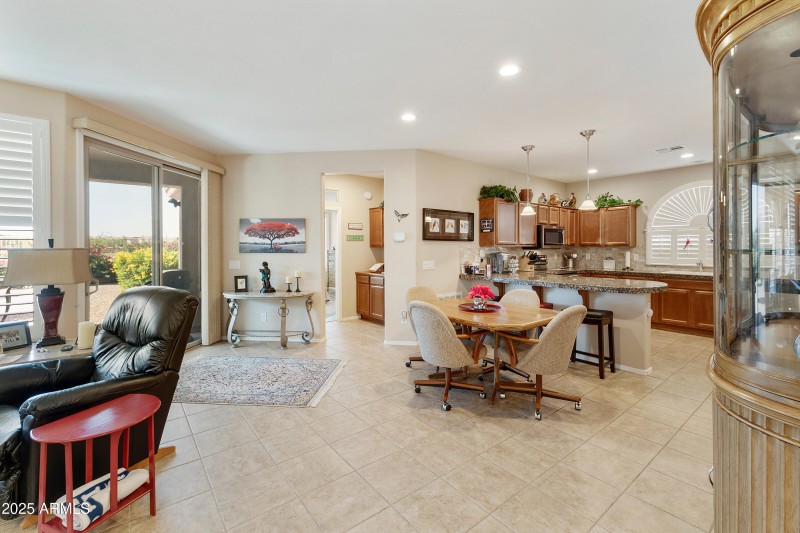 4245 E-010-030-dlb-MLS_Size