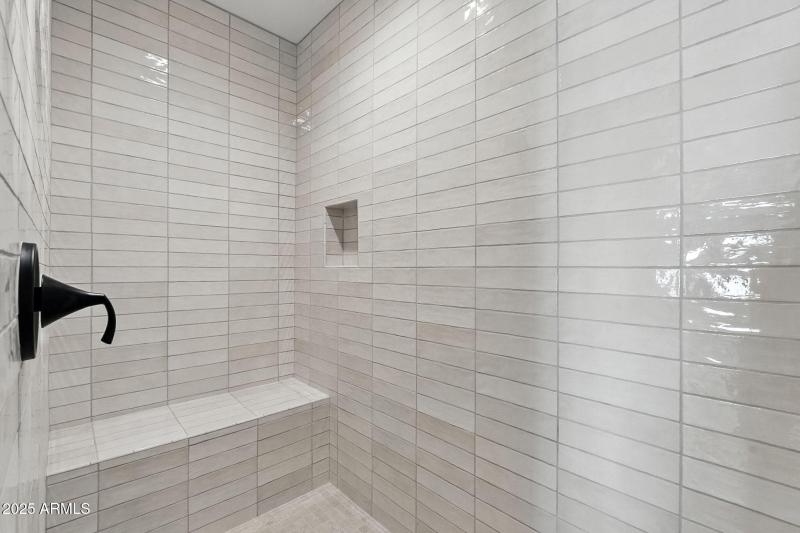 32-web-or-mls-Quinn-30