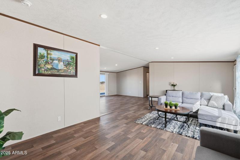 14-web-or-mls-014_ListerPros