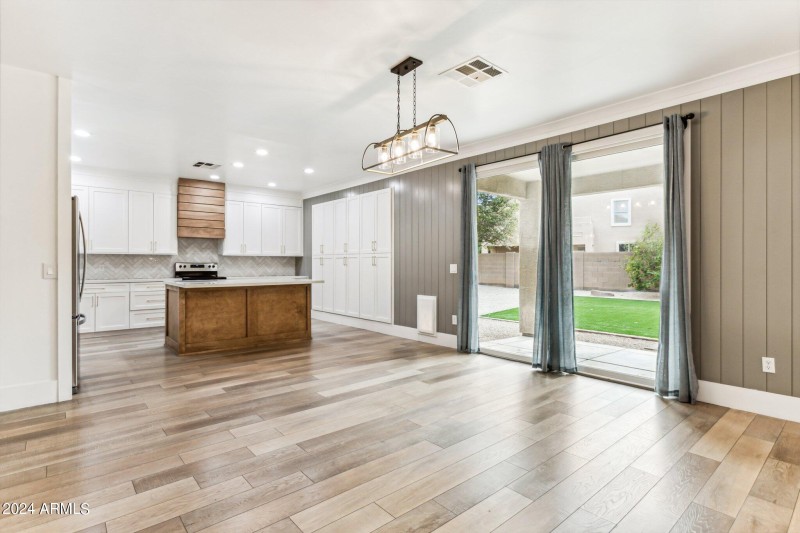Dining Area to Kitchen