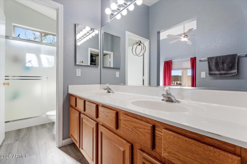 12_3553 W Morse Court_Primary Bath