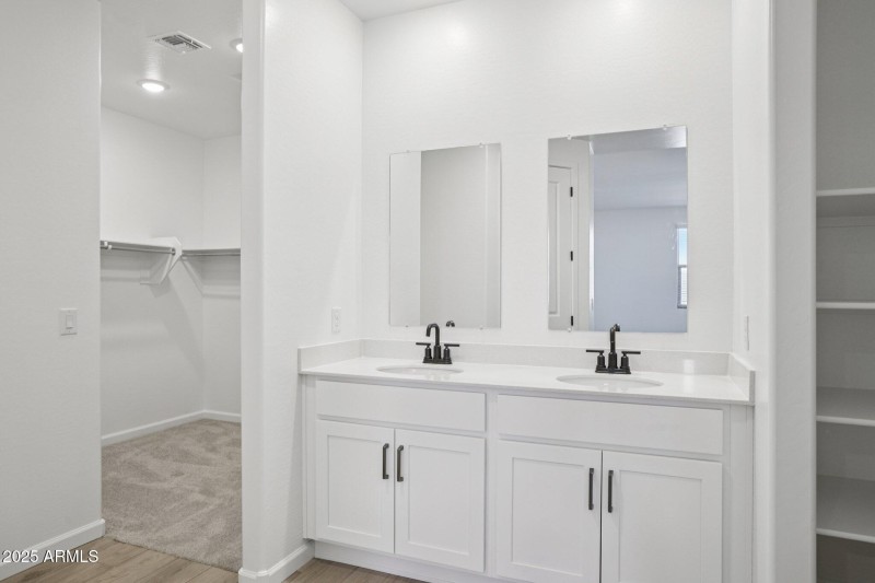 35-web-or-mls-La Senda Dr W-S0511-035