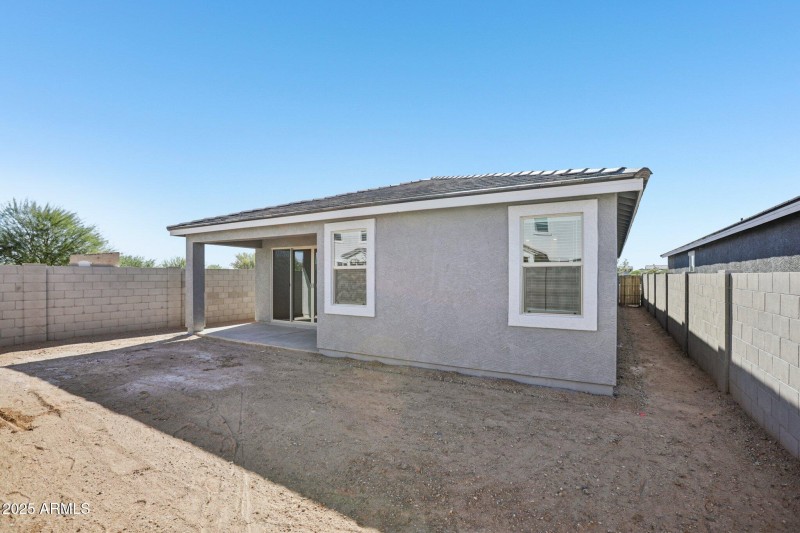 40-web-or-mls-La Senda Dr W-S0511-040