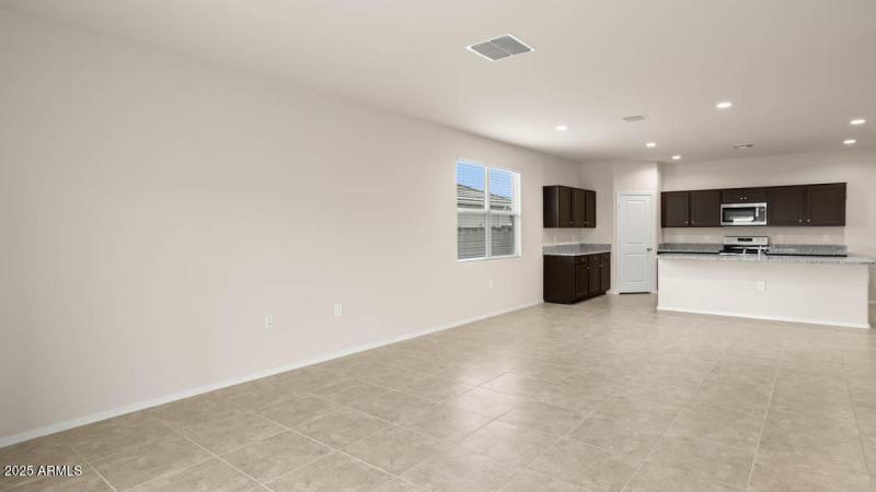 Mockingbird-Estrella Vista-3730-Buckeye-