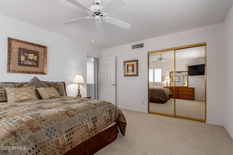 33 Bedroom 4 (upstairs)