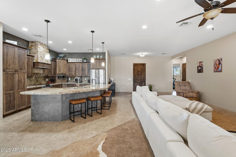 29-web-or-mls-A7407105