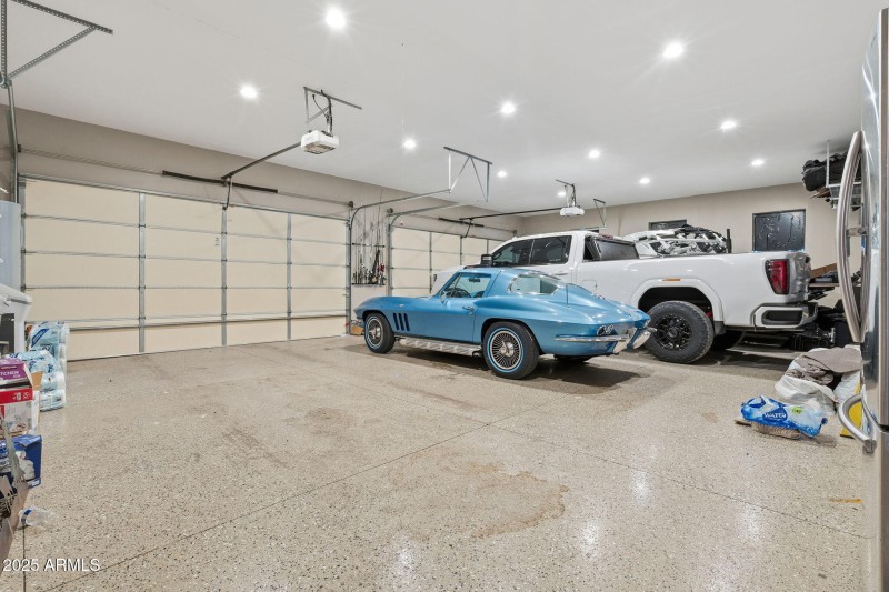 51-web-or-mls-A7407155