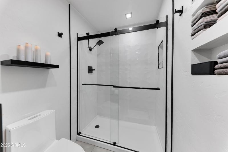 2228 E Campbell Ave (12)