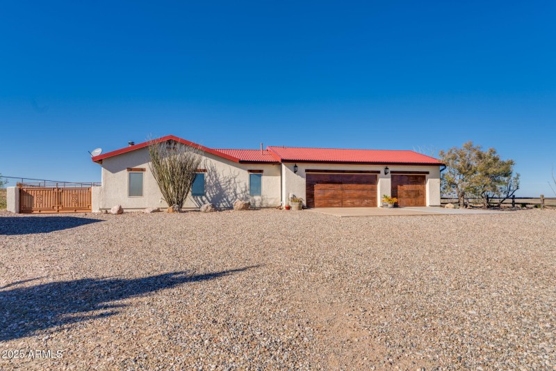 23-web-or-mls-Mustang Trail-12