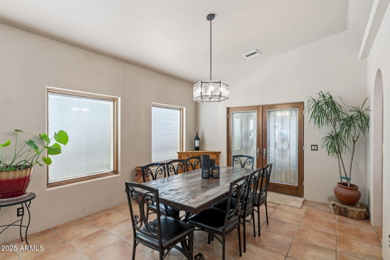 51-web-or-mls-Mustang Trail-40