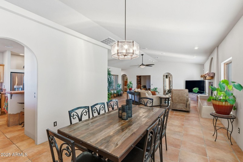 53-web-or-mls-Mustang Trail-42