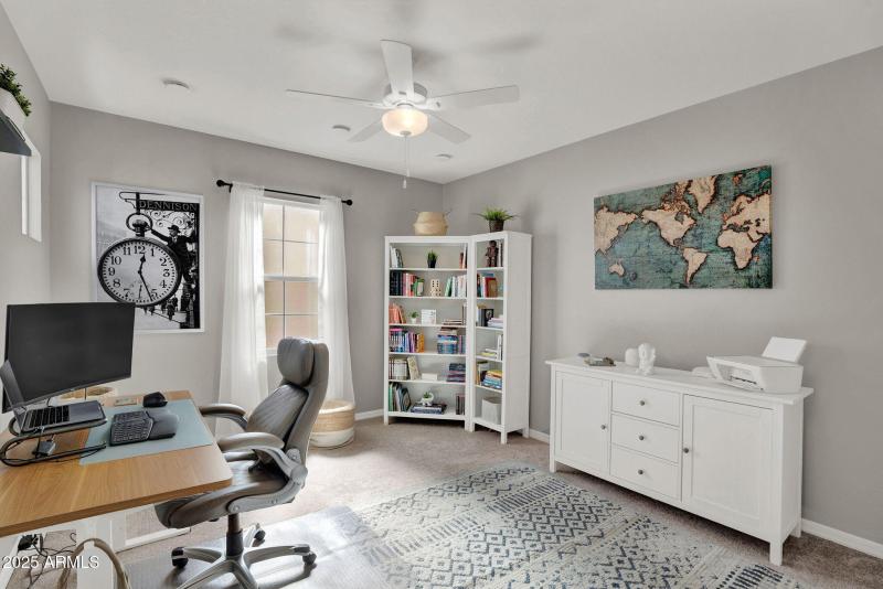 239 E balsam Edgar Rascon Realtor (28)