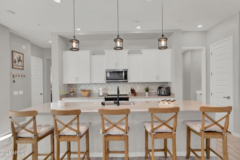 239 E balsam Edgar Rascon Realtor (6)