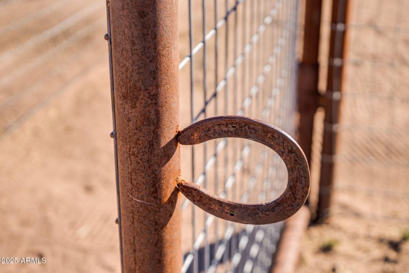 121-web-or-mls-Mustang Trail-110