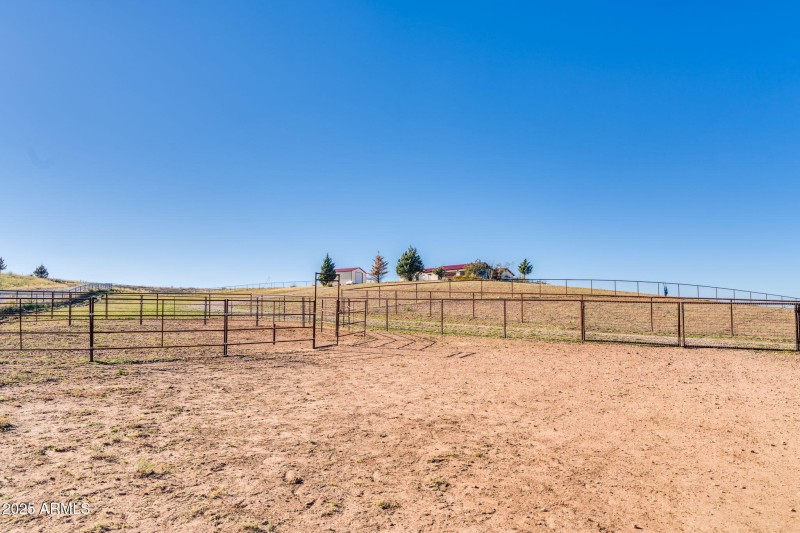 132-web-or-mls-Mustang Trail-121