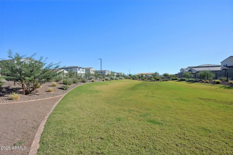 36-web-or-mls-W Jessie Ln-0611-901