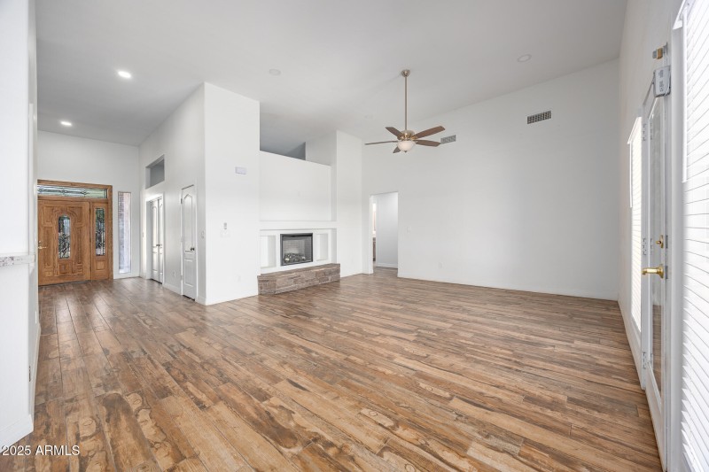 30826 N Crozier Rd-13