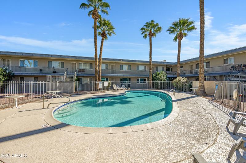 1111 E Turney Ave #7-21