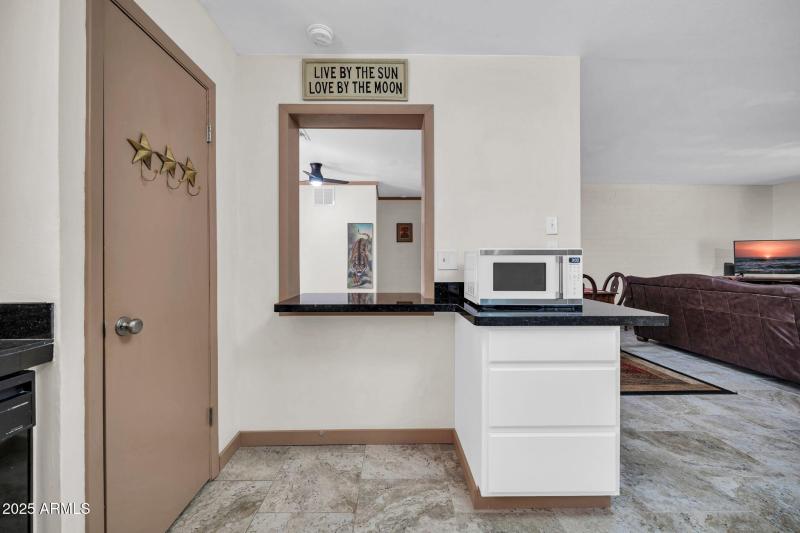 10517 W Cumberland Dr-15