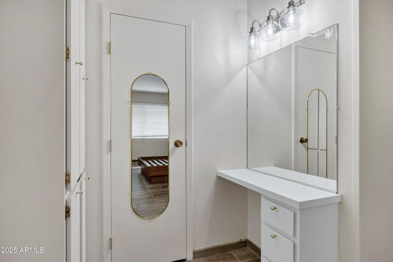 13621 N 98th Ave H-18