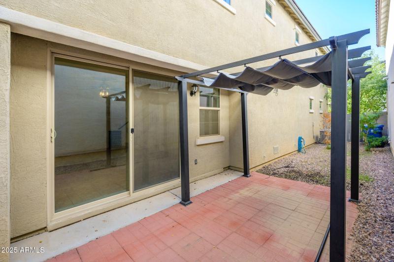 7-web-or-mls-WhiteRock-15