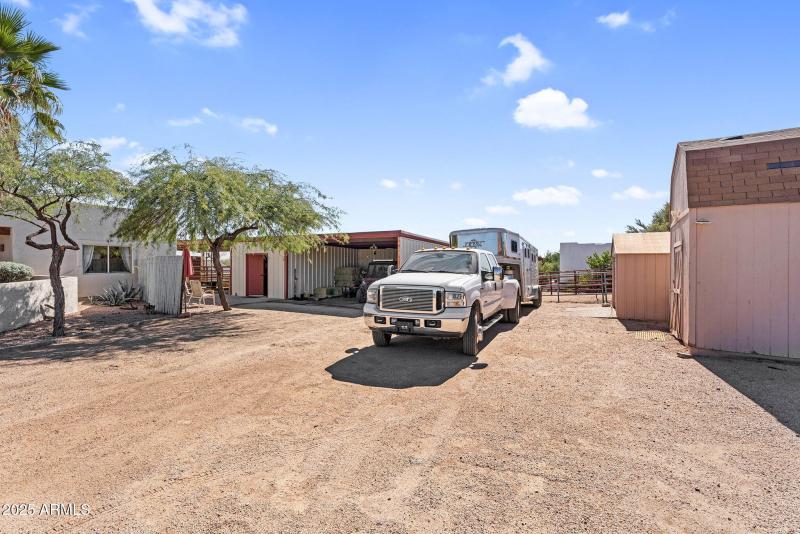 8-web-or-mls-29202 N 146th St -4