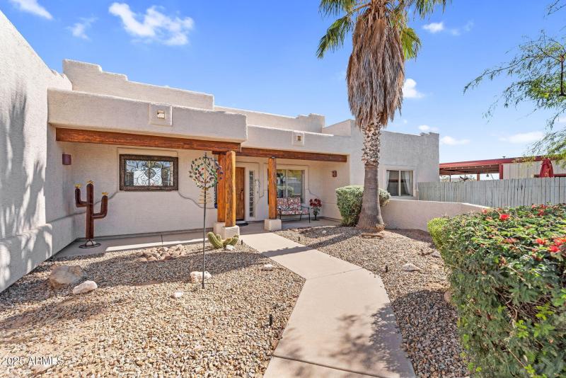 9-web-or-mls-29202 N 146th St -7