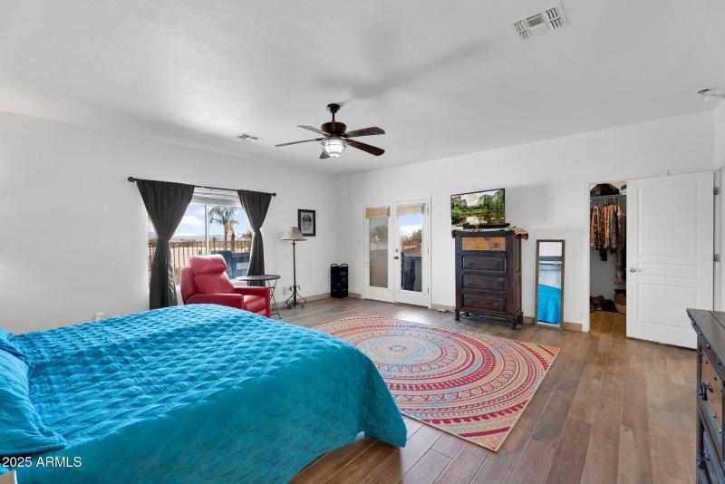 30-web-or-mls-29202 N 146th St -27