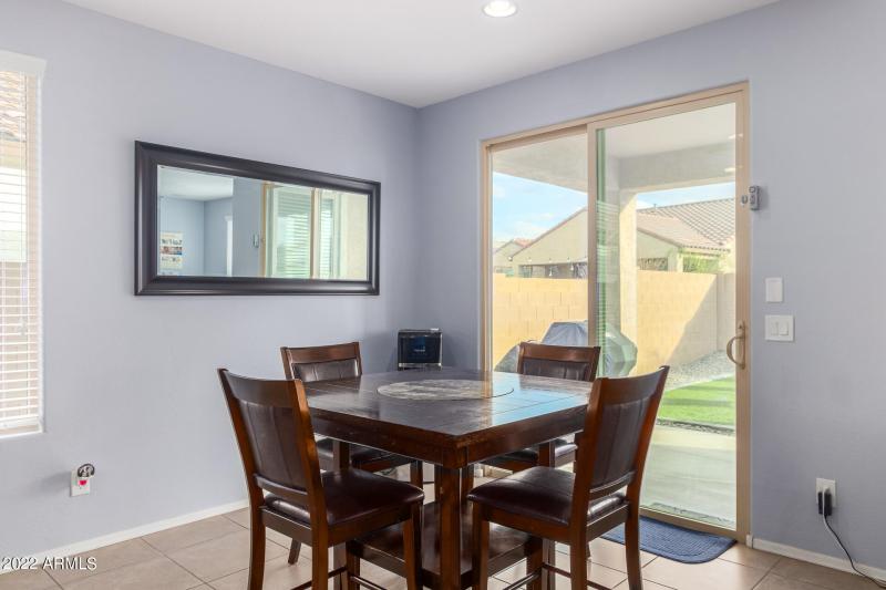 0013-13 - Danish Red